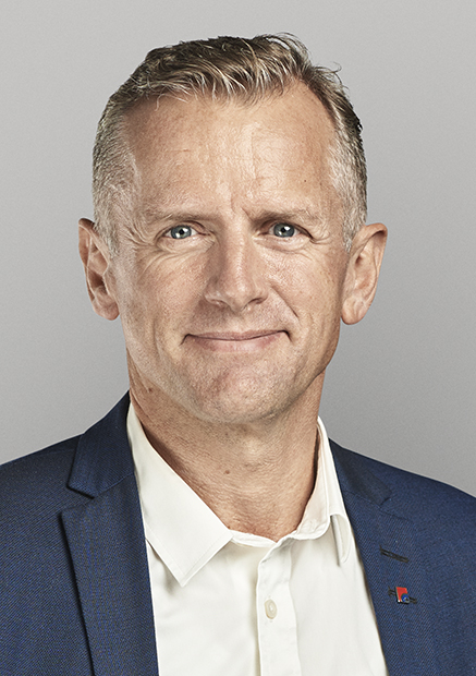 Steen Jakobsen117